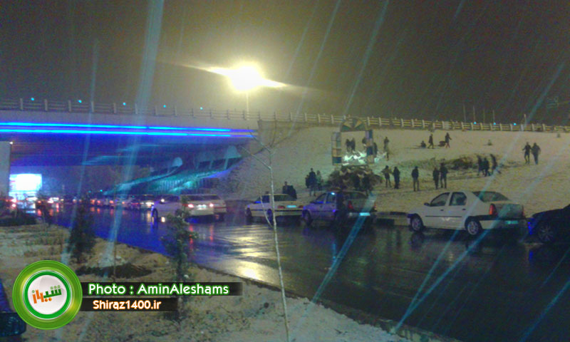 گزارش تصویری : بارش برف زمستانی، شیراز را سفیدپوش کرد