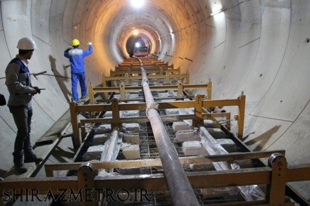 تکمیل ریل گذاری خط یک مترو / آماده سازی ایستگاه شهید آوینی