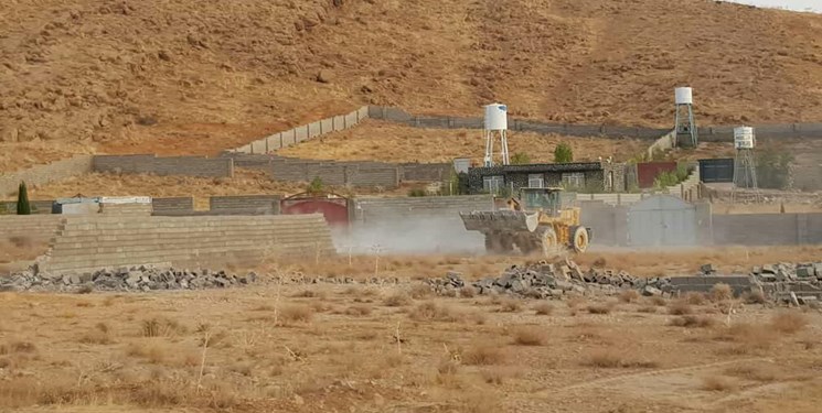 تخریب قاطعانه ۳۳۵ بنای غیرمجاز در قلات شیراز