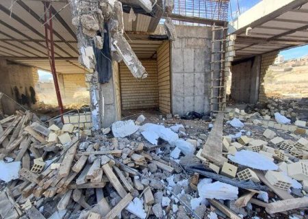 تخریب ساخت‌وساز‌های غیرقانونی در اراضی کشاورزی شیراز