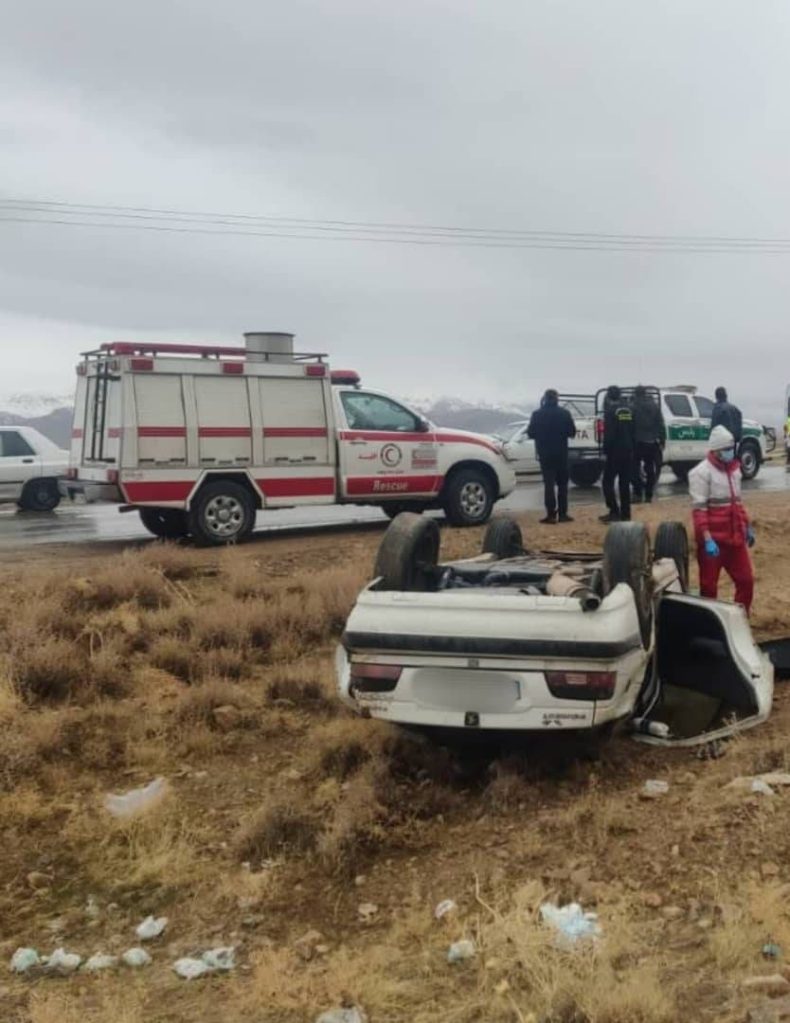 یک کشته در واژگونی خودروی سواری در جاده اقلید-یاسوج