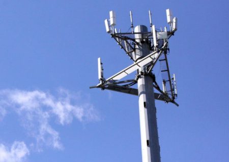 دکل‌های مخابراتی در شیراز تجمیع و ساماندهی می‌شوند