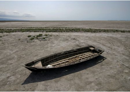 همه تالاب های فارس در معرض نابودی است