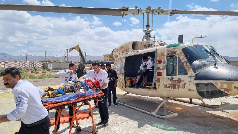 ۳ مصدوم در واژگونی پژو ۴۰۵ در آزادراه شیراز ـ ایزدخواست