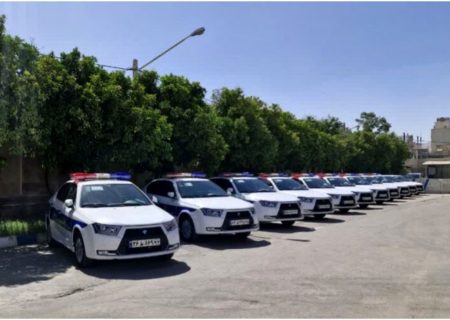 تحویل ۲۰ دستگاه خودروی دنا پلاس به پلیس راهور با حمایت شهرداری شیراز