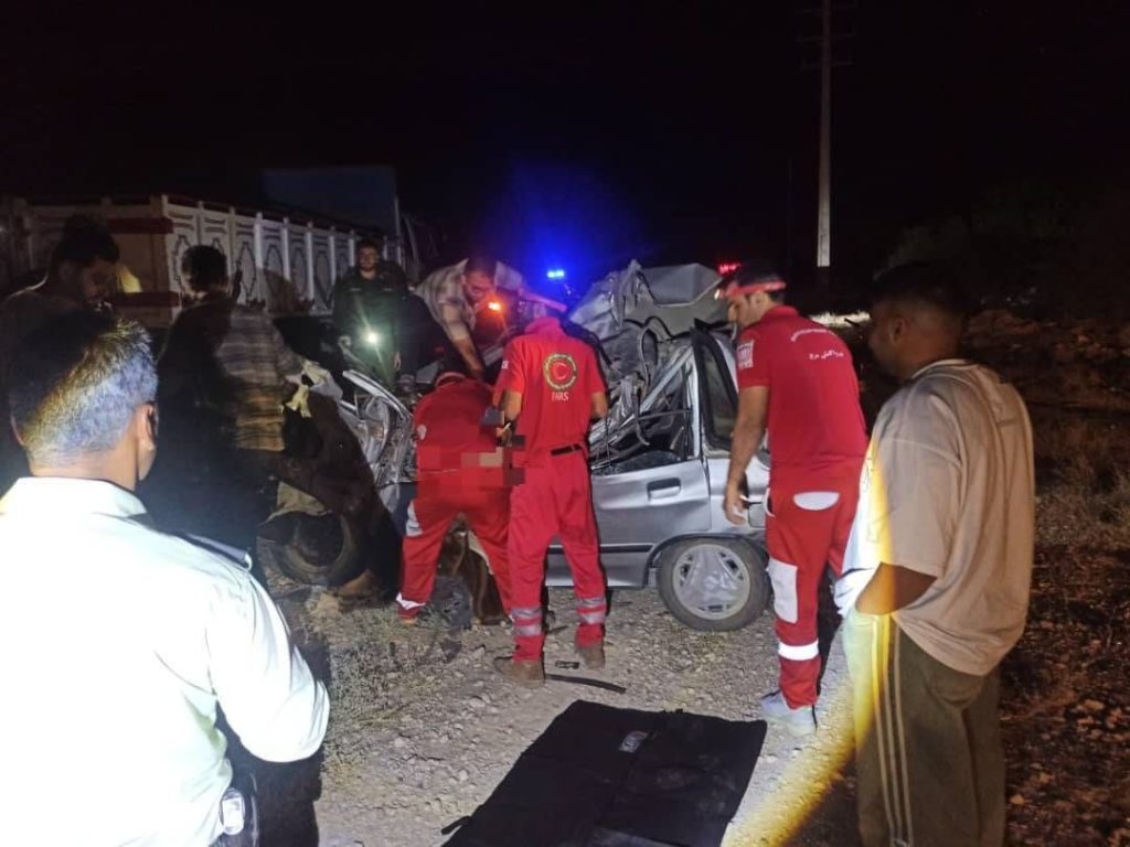 photo_2025-06-03_16-42-30 برخورد سواری و کامیون در جاده داراب با یک کشته