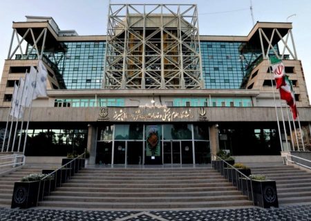 مسمومیت غذایی شماری از دانشجویان خوابگاهی دانشگاه علوم پزشکی شیراز تأیید شد