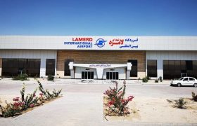 خسارت طوفان بی سابقه به فرودگاه لامرد