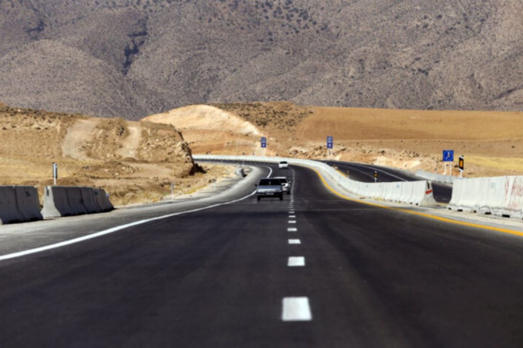 photo_2025-08-07_16-36-38 وعده ای دیگر برای شروع ساخت آزادراه شیراز ـ بوشهر