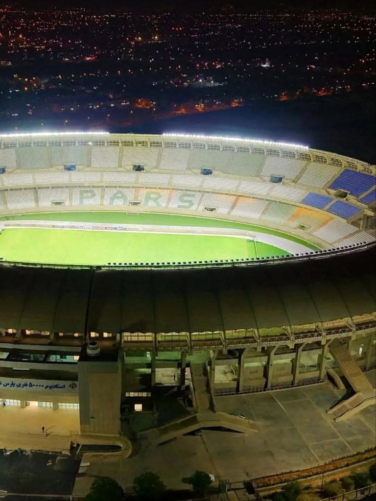 فدراسیون ورزشگاه پارس را برای مسابقات بین‌المللی می‌خواهد