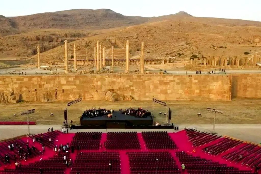 جزئیات برگزاری ارکستر ارمنستان در تخت جمشید