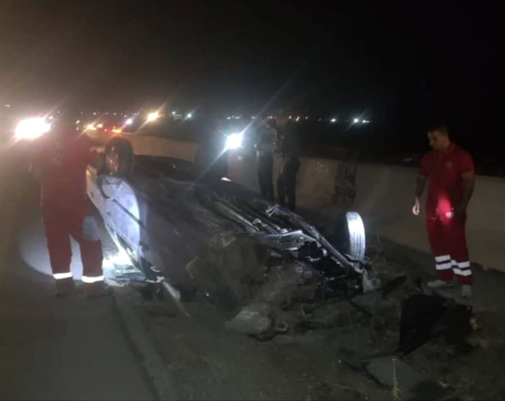 واژگونی خودروی سواری با سه مصدوم در جاده فیروزآباد به کوار