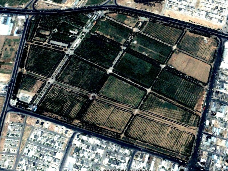 تصویر ماهواره ای باغ جنت سال ۱۳۸۰