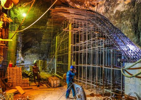 اجرای همزمان ۱۶ ایستگاه در خطوط چهارگانه متروی شیراز