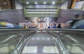 شروع نصب ۴۶ پله برقی در خطوط ۱ و ۲ مترو شیراز