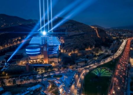 🎥: جذابیت شبانه ساختمان های شیراز اگر نورپردازی داشت!