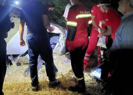 یک کشته در واژگونی خودرو در جاده سپیدان