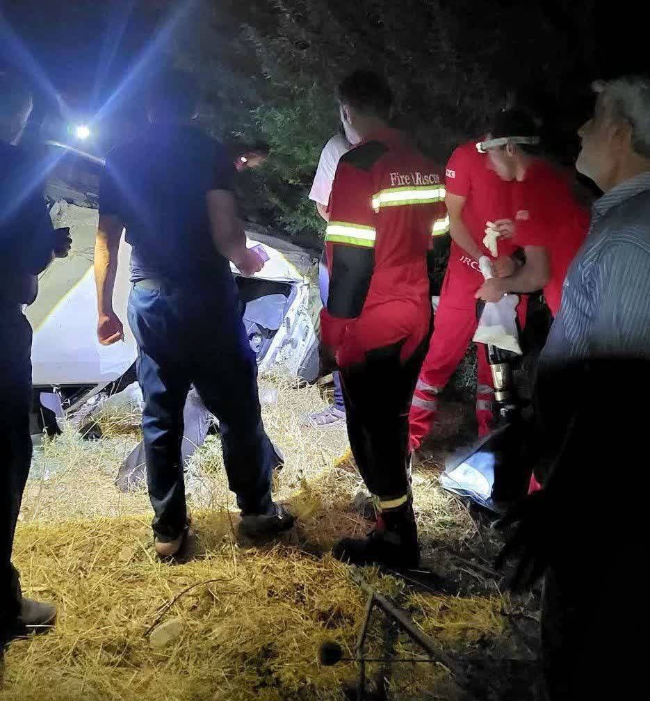 یک کشته در واژگونی خودرو در جاده سپیدان