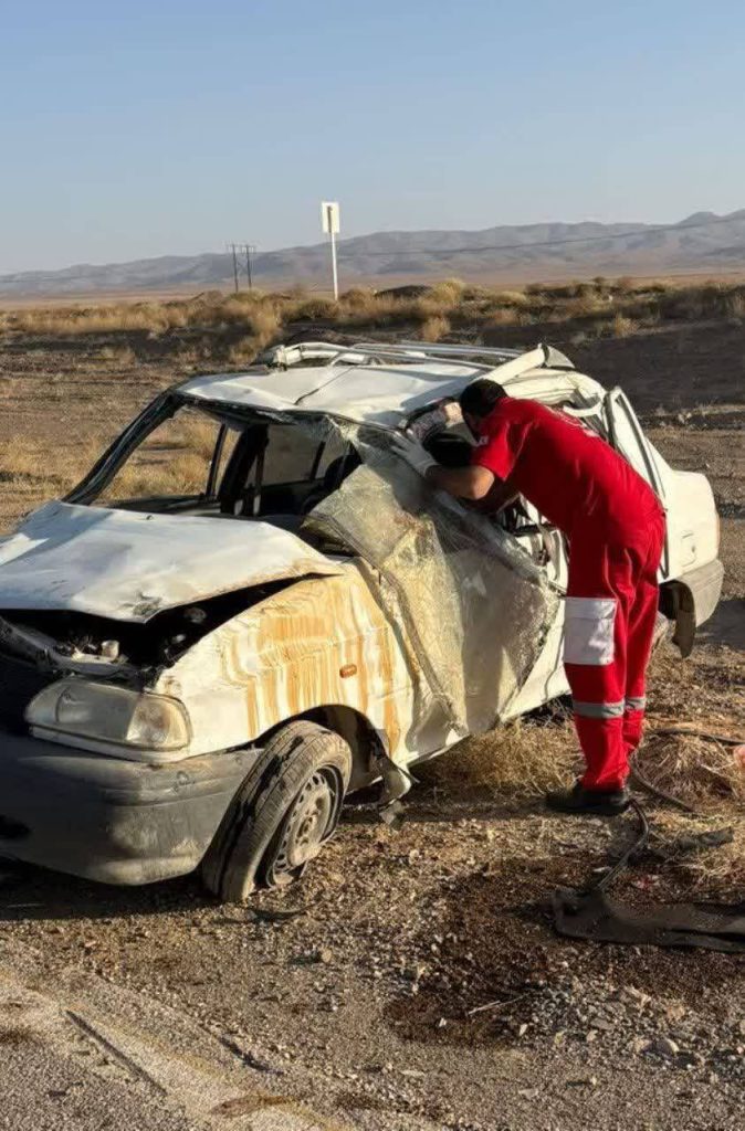واژگونی خودرو در جاده صفاشهر به آباده با یک کشته