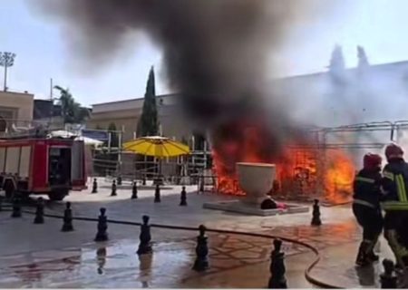 آتش‌سوزی در غرفه های نزدیک حرم شاهچراغ(ع) یک مصدوم برجای گذاشت