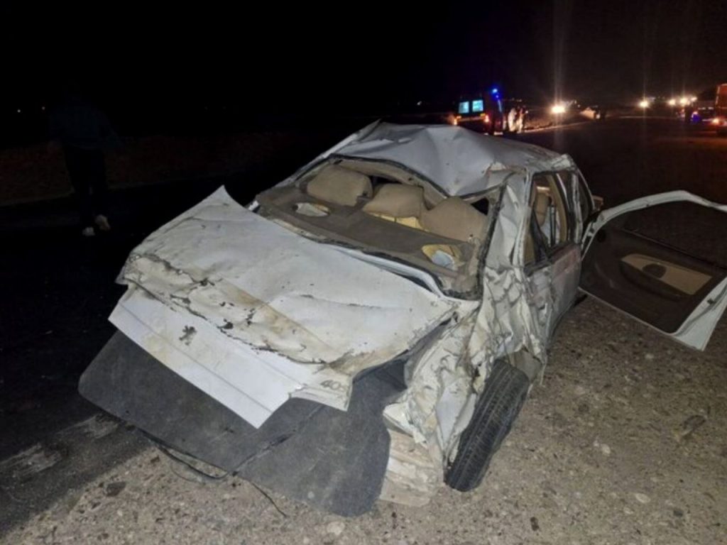 ۲ فوتی و ۲ مصدوم در واژگونی خودروی سواری در بزرگراه شیراز- اصفهان