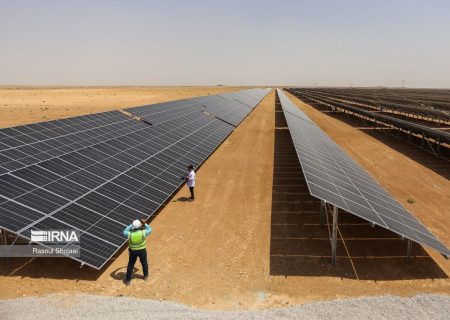تخصیص ۲۱۰۰ هکتار زمین برای احداث نیروگاه‌های خورشیدی در فارس