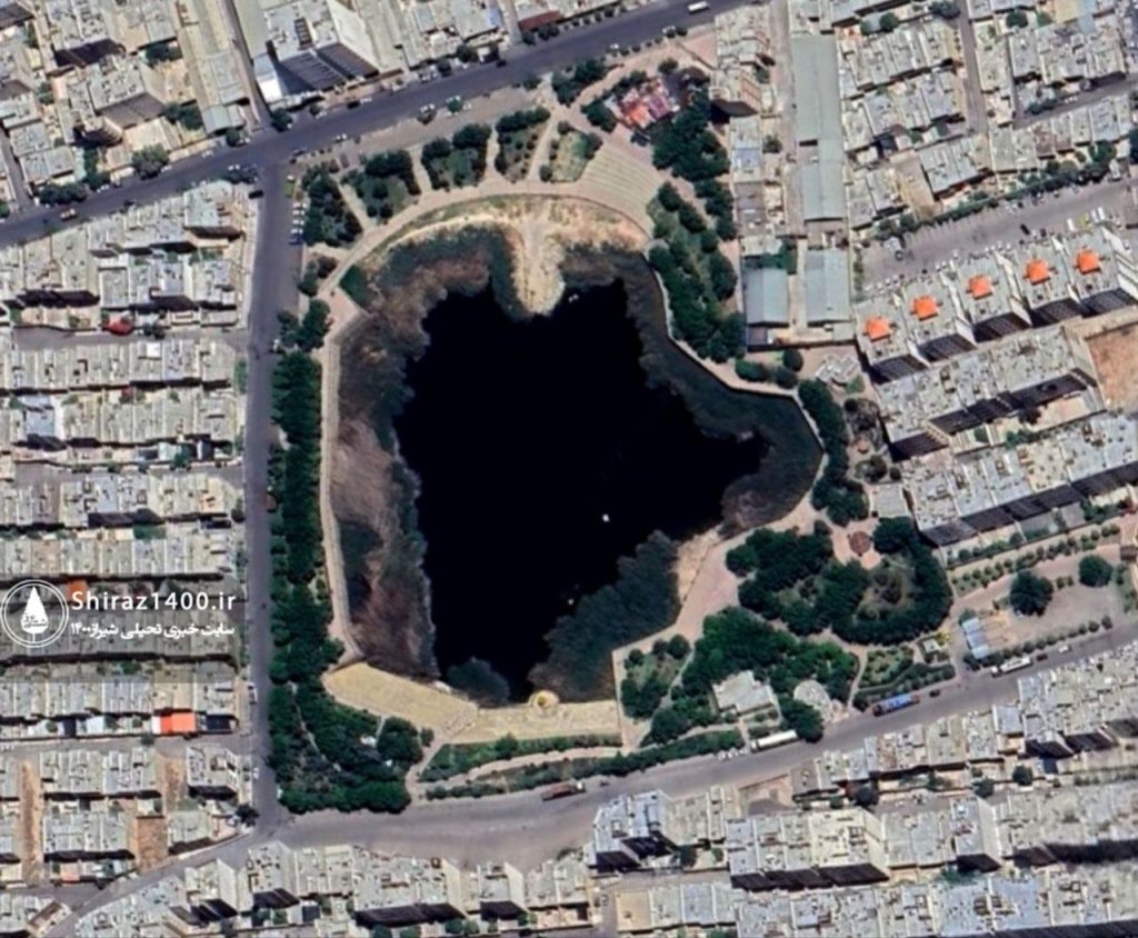 پاکسازی آبگیر پارک فروزان شیراز