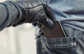 دستگیری سارق موبایل با ۷۰ فقره سرقت در شیراز