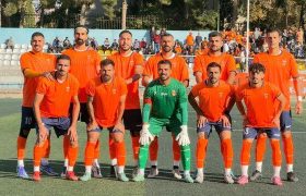 برق شیراز، صدرنشین لیگ را شکست داد