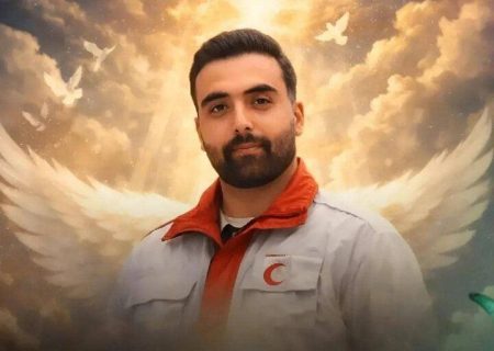 جان باختن یکی از امدادگران هلال احمر حین عملیات در شهرستان جهرم