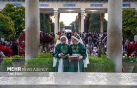 📸: شب یلدا در آرامگاه حافظ