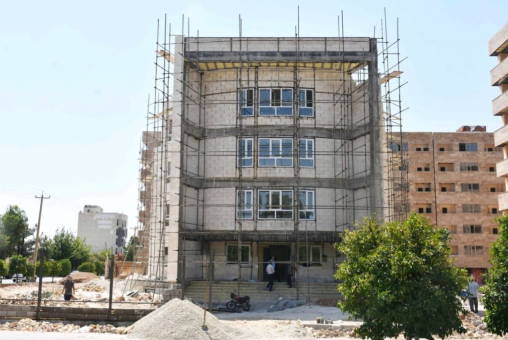 کتابخانه فال اسیری در منطقه ۱۱ شیراز به بهره برداری می رسد