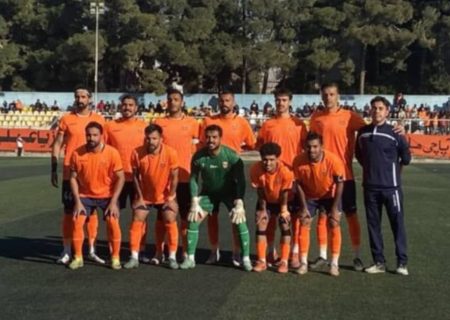 برق شیراز با پیروزی به کار خود در نیم‌فصل نخست لیگ پایان داد