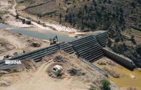 بهرهبرداری از بندهای مهار سیلاب در شرق شیراز